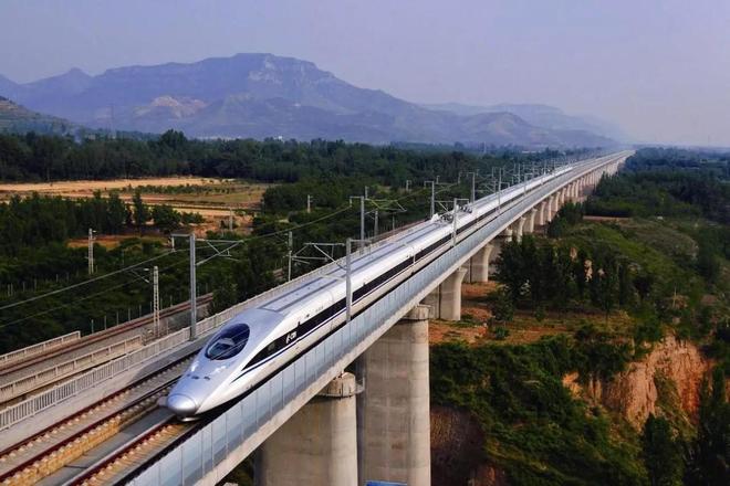 中國高鐵跑出旅游加速度  快旅慢游微度假成趨勢